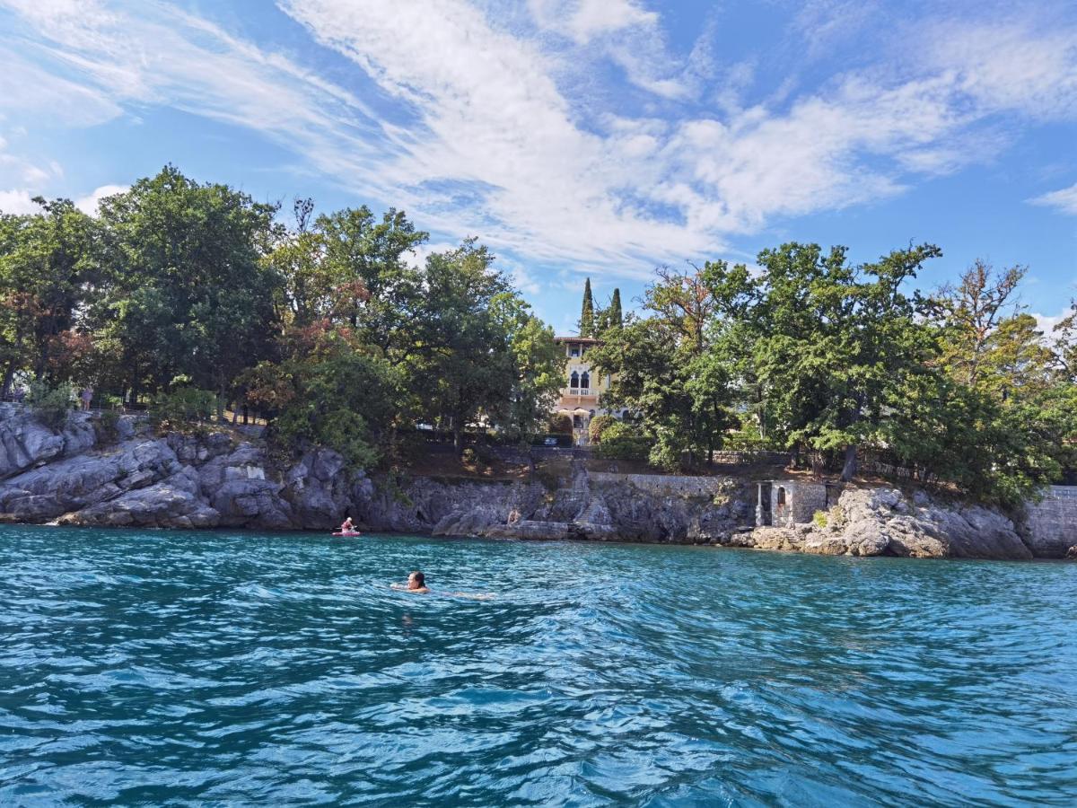 Hotel Villa Astra Lovran Zewnętrze zdjęcie
