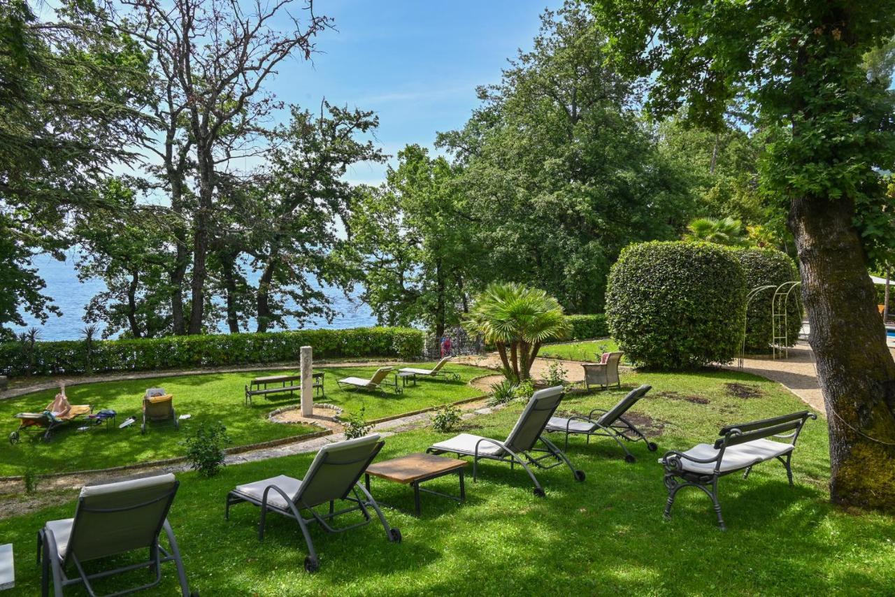 Hotel Villa Astra Lovran Zewnętrze zdjęcie
