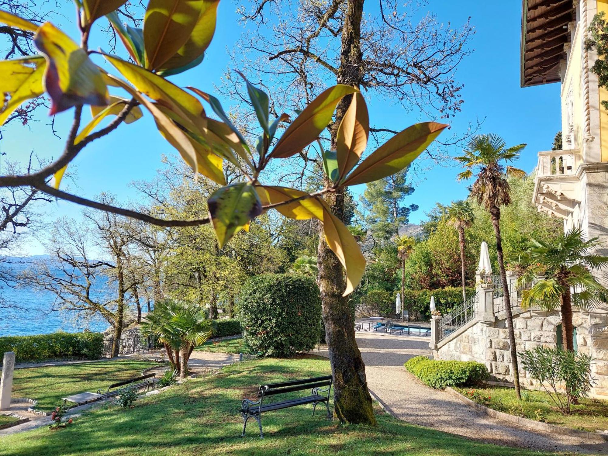 Hotel Villa Astra Lovran Zewnętrze zdjęcie