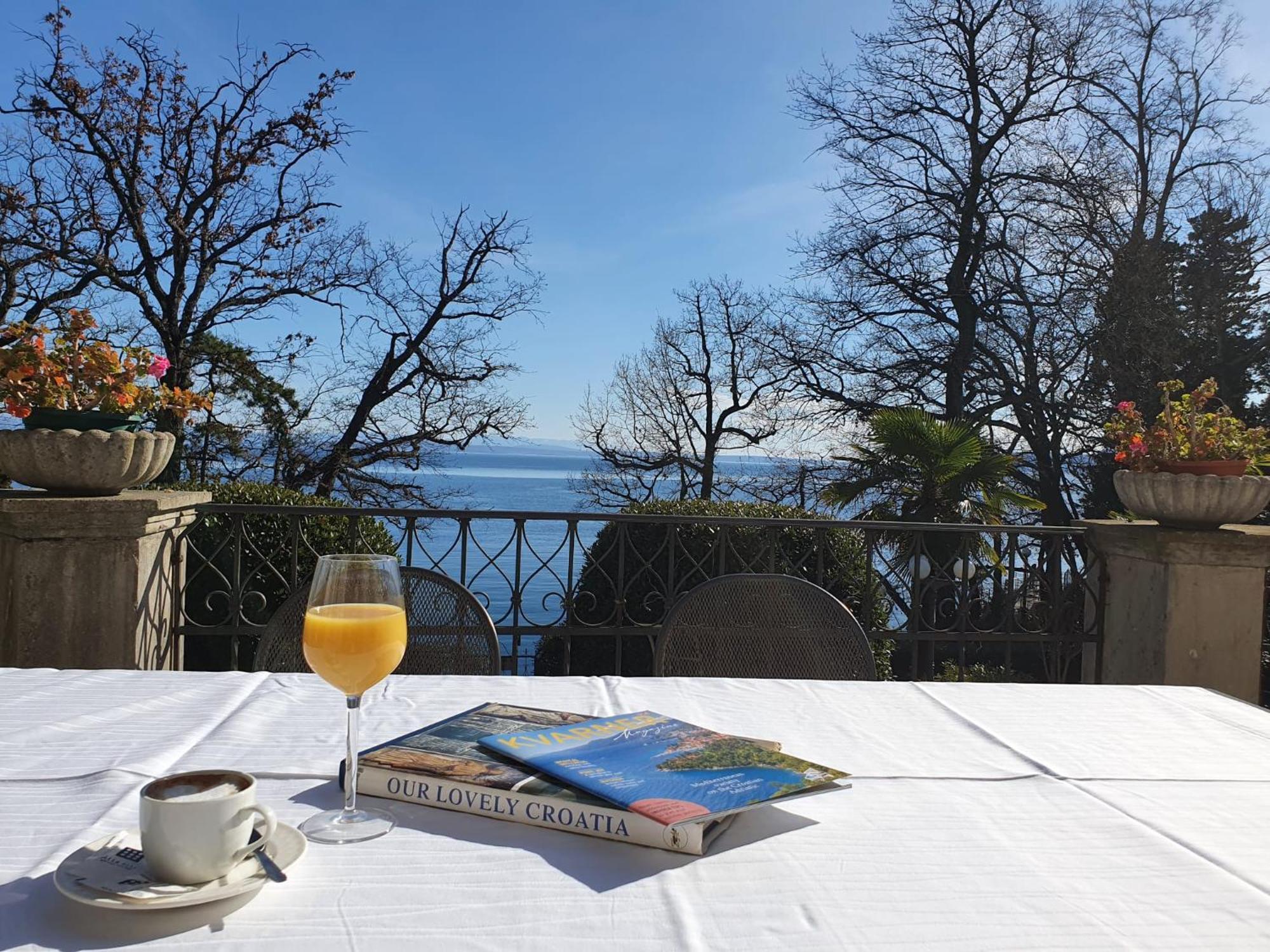 Hotel Villa Astra Lovran Zewnętrze zdjęcie