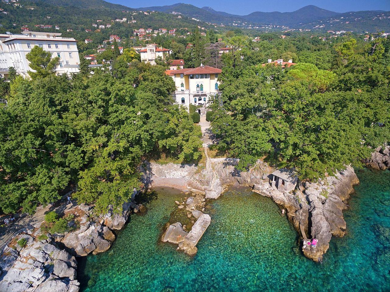 Hotel Villa Astra Lovran Zewnętrze zdjęcie