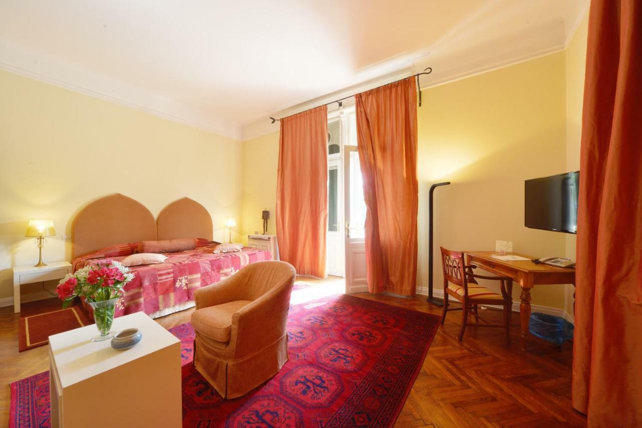 Hotel Villa Astra Lovran Zewnętrze zdjęcie