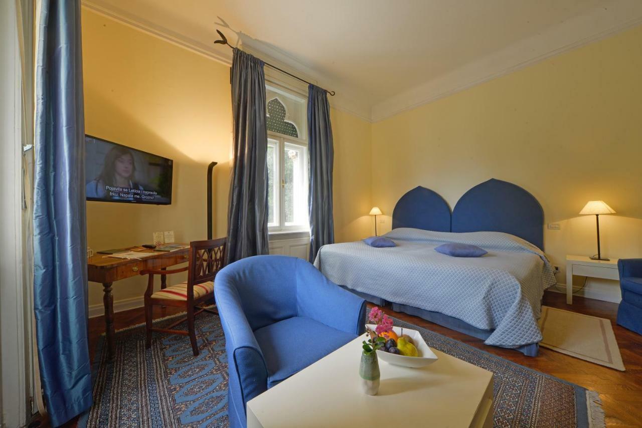 Hotel Villa Astra Lovran Zewnętrze zdjęcie